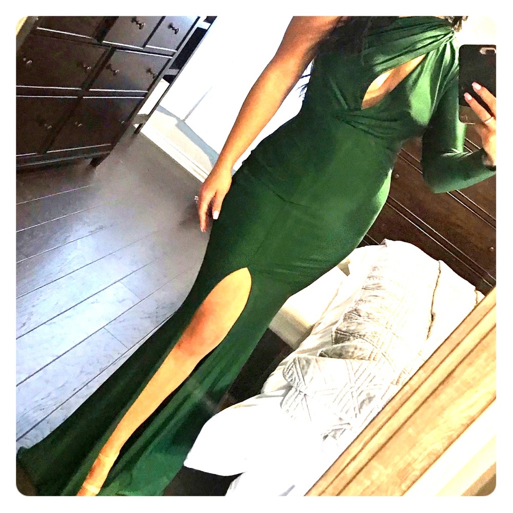 Beautiful green gown size large